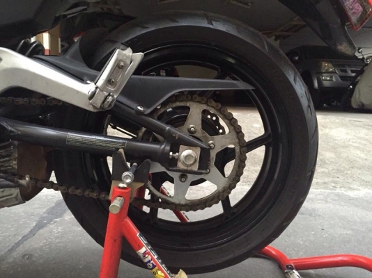 ขายดาว 39,000  Kawasaki ER6N โฉม 2013 เลขไมล์ 1 หมื่น