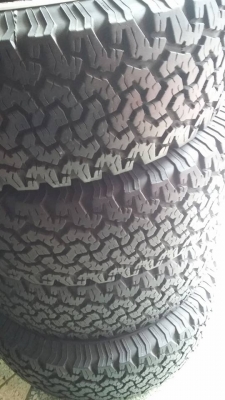 ขายยาง bf จำนวน 2 ชุดครับ ดอกคมๆ เชิญชมครับ