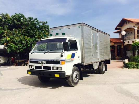 อีซูซุ  NPR 115