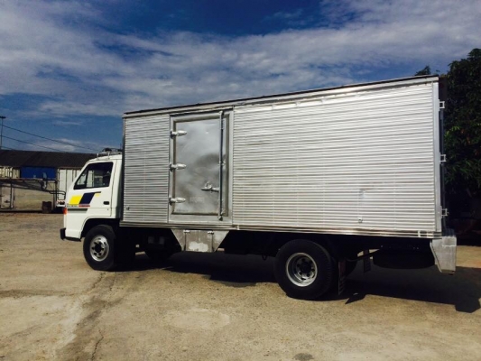 อีซูซุ  NPR 115