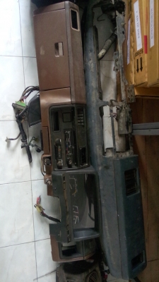 ดีเคเซียงกง แผงคอนโซล อีซุสุ ทีเเอลดีเก่าสภาพงาม