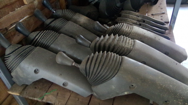 ดีเคเซียงกง คันเกียร์อีซุสุการ์ตูน เก่าเเท้ญี่ปุ่น