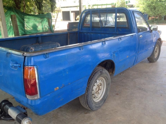 ขายอีซูซู2200ปี27ทะเบียนโอน