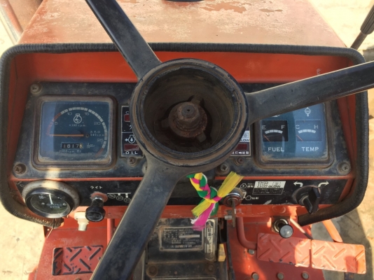 แทรคเตอร์ฮิโนโมโต้ E2003 20 แรงม้า 2เพลา พร้อมโรตารี่ แทรคเตอร์ฮิโนโมโต้ E2003 20 แรงม้า 2เพลา พร้อมโรตารี่