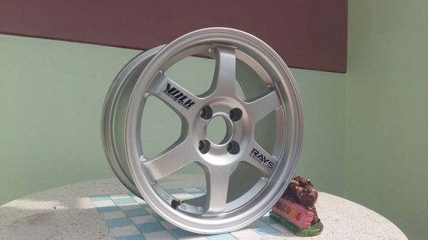 ขายล้อแม็กมือ2 te37 15" &times;7" et35 4 รู 100 สีเดิม สีเงินด้าน สนใจติดต่อเล็กคลองสามครับ 081-3747940