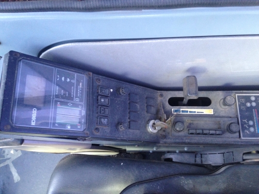 ขาย !!! รถแม็คโค KOBELCO SK60 MARK3 รถนอก ทำสีแล้ว มีเอกสาร สภาพสวย พร้อมใช้งาน (เจ้าของขายเอง)