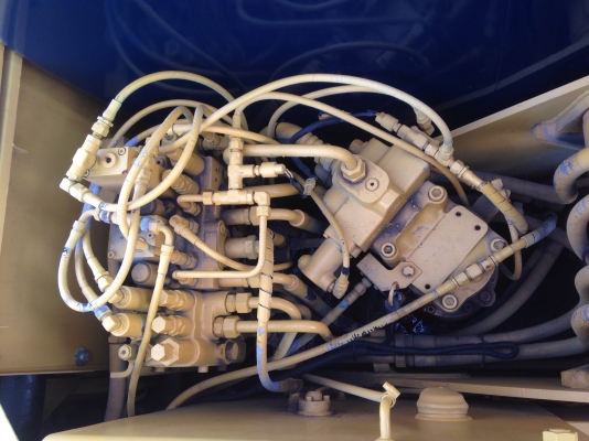 ขาย !!! รถแม็คโค KOBELCO SK60 MARK3 รถนอก ทำสีแล้ว มีเอกสาร สภาพสวย พร้อมใช้งาน (เจ้าของขายเอง)