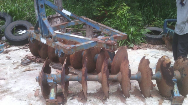 ขายตามสภาพ ผาล18  ยี่ห้อ PT เก่าเก็บ พร้อมใช้งาน