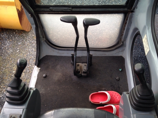 ขาย !!! รถแม็คโค KOBELCO SK60 MARK5 รถนอก ทำสีแล้ว สถาพสวย มีเอกสาร พร้อมใช้งาน (เจ้าของขายเอง) ขาย !!! รถแม็คโค KOBELCO SK60 MARK5 รถนอก ทำสีแล้ว สถาพสวย มีเอกสาร พร้อมใช้งาน (เจ้าของขายเอง)