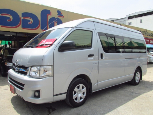 TOYOTA COMMUTER 2.5 เครื่องดีเซล รถสวย เจ้าของดูแลดี
