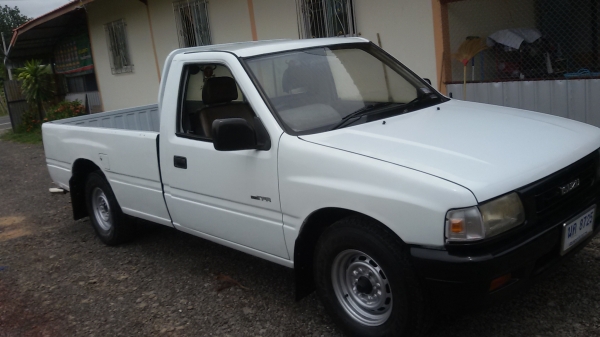 รถกะบะ อีซูซุ มังกรทอง ยอดประหยัด มือเดียวป้ายแดง เครื่อง90HP  2500 ปี41   เดิมบางพึ่งทำสีมา เครื่องดี แชสซีสวย แอร์เย็น  พ เพาเวอร์ กระจกไฟฟ้า ขับดี  วิ่งดี สี สวยน่าใช้มากๆ ขอเปิดราคาที่127000 ชอบเท่าไหร่ว่ามาคะ