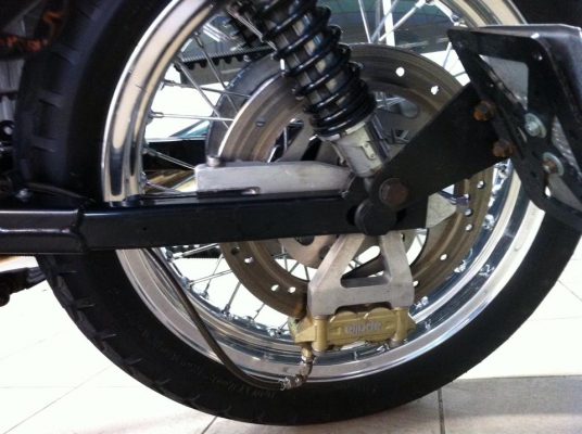 ขออนุญาติขาย HARLEY DAVIDSON TWIN PLUG 1200 Caf&eacute; Racer ทะเบียนแท้เลขสวยครับ