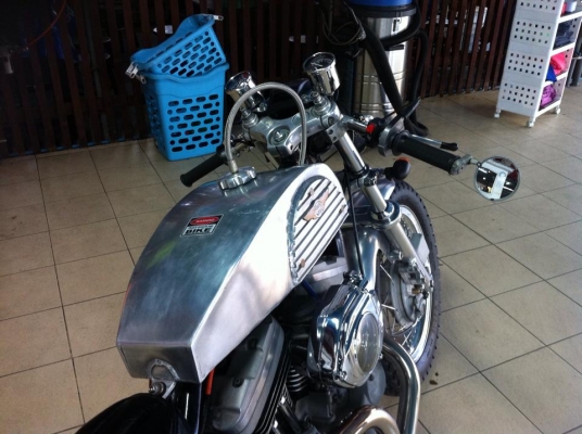 ขออนุญาติขาย HARLEY DAVIDSON TWIN PLUG 1200 Caf&eacute; Racer ทะเบียนแท้เลขสวยครับ