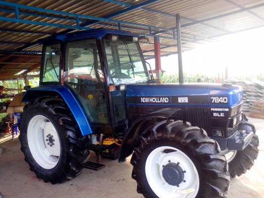ขายFORD  NEWHOLLAND  7840  4WD