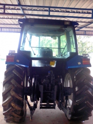 ขายFORD  NEWHOLLAND  7840  4WD