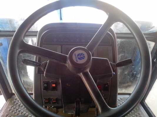 ขายFORD  NEWHOLLAND  7840  4WD