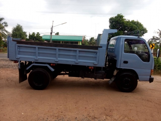 Isuzu NPR120 ฝาขาวรถห้างแท้ปี 44 คัสซีสวยทั้งเส้นไม่มีหัก ช่วงล่างท้าย F