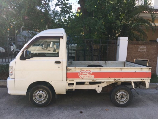 ขายhijet. S200p เก่าญี่ปุ่น เครื่องหัวฉีด 660cc หลังคาสูง เกียร์ออโต้ เปลียนปกติพวงมาลัยไฟฟ้า ทำงานปกติ ไมล์ดิจิตอล สีเดิมๆไม่มีชนหรือจมน้ำ คัทซีสวยไม่ผุ ภายในเดิมสวยไม่ขาด