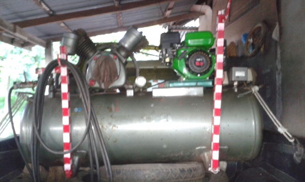 ต้องการขาย ปั้มลมiwata