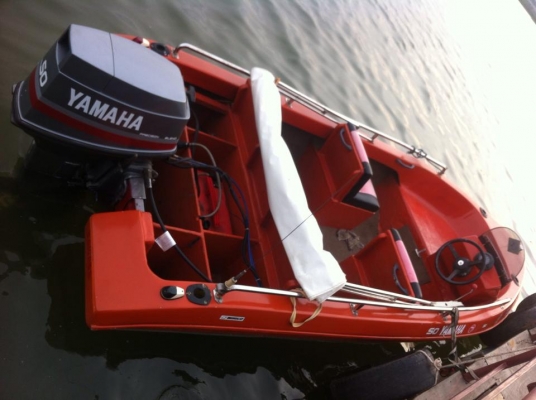 ขายเรือเร็วไฟเบอร์ 14 ฟุต เครื่องyamaha 50 ขายเรือเร็วไฟเบอร์ 14 ฟุต เครื่องyamaha 50