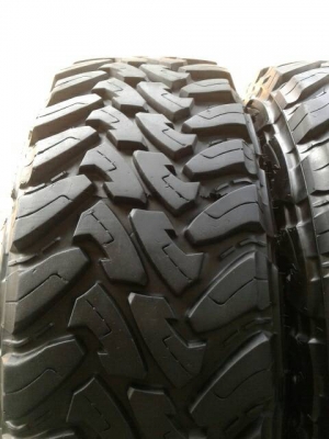 ขายยาง toyo mud Japan 265/75/16 สวยๆ