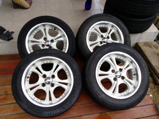 แม็กพร้อมยาง ขอบ15 ยางปี12