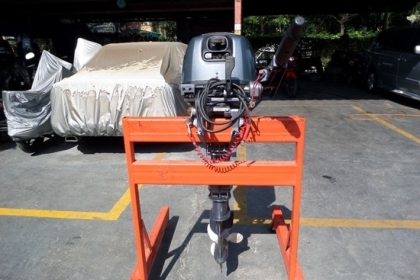 ขาย เครื่องเรือYAMAHA 9.9 แรง 4 จังหวะ สภาพสวยพร้อมใช้ เครื่องติดง่ายเดินดี ราคา 42,000