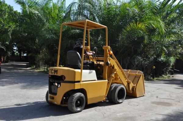 ขายรถตัก TCM SG10N3 สวยเดิมจากญี่ปุ่น ยังไม่เคยใช้ในไทย 129,000เท่านั้น!!