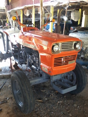 ขายรถไถซ่อมเก็บงานเรียบร้อยต่อรองได้พร้อมผานสี่ ขายได้ขายเลยคุยง่าย