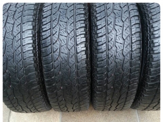 ยาง All Maxxis 265 70 16 สิ้นปี12 ดอกเยอะ