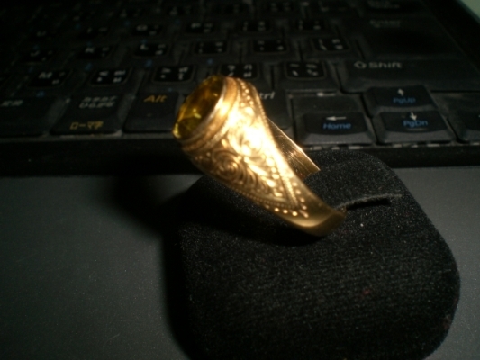 ขายแหวนทองหัวพลอยบุษราคัม