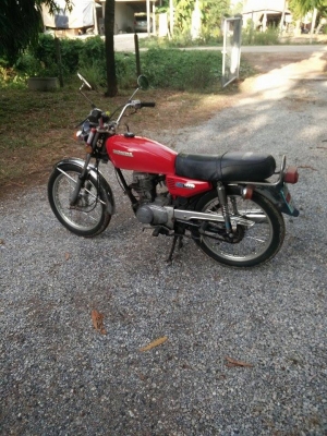 ขาย Cg110 สภาพตามรูป ทะเบียนไม่ขาดต่อ+พร้อมโอน