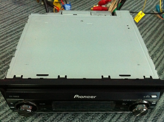 Pioneer DEH-P80RSII รุ่นท็อป MP3 CD FMคลื่นไทย EQ16แบน Prosecer พร้อมรีโมท สภาพสวยมาก มือ2 Pioneer DEH-P80RSII รุ่นท็อป MP3 CD FMคลื่นไทย EQ16แบน Prosecer พร้อมรีโมท สภาพสวยมาก มือ2