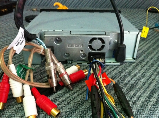 Pioneer DEH-P80RSII รุ่นท็อป MP3 CD FMคลื่นไทย EQ16แบน Prosecer พร้อมรีโมท สภาพสวยมาก มือ2 Pioneer DEH-P80RSII รุ่นท็อป MP3 CD FMคลื่นไทย EQ16แบน Prosecer พร้อมรีโมท สภาพสวยมาก มือ2