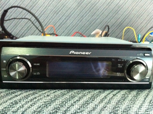 Pioneer DEH-P80RSII รุ่นท็อป MP3 CD FMคลื่นไทย EQ16แบน Prosecer พร้อมรีโมท สภาพสวยมาก มือ2 Pioneer DEH-P80RSII รุ่นท็อป MP3 CD FMคลื่นไทย EQ16แบน Prosecer พร้อมรีโมท สภาพสวยมาก มือ2