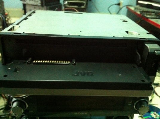 JVC KD-G725 24Bit USB MP3 CD FMคลื่นไทย ปรีเอ้า3ชุด มือ2 JVC KD-G725 24Bit USB MP3 CD FMคลื่นไทย ปรีเอ้า3ชุด มือ2