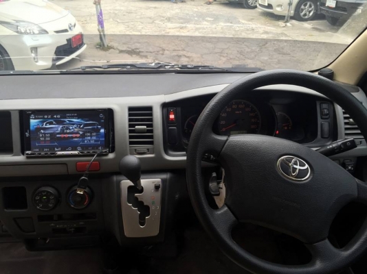 รถตู้TOYOTA COMMUTER เบนซิน CNG เกียร์ออโต้ ปี2012 ราคา  855,00 บาท แต่งวีไอพีเต็มๆ แอร์ไมโครบัส สนใจโทร 0922726669 คุณตันหยงค่ะ