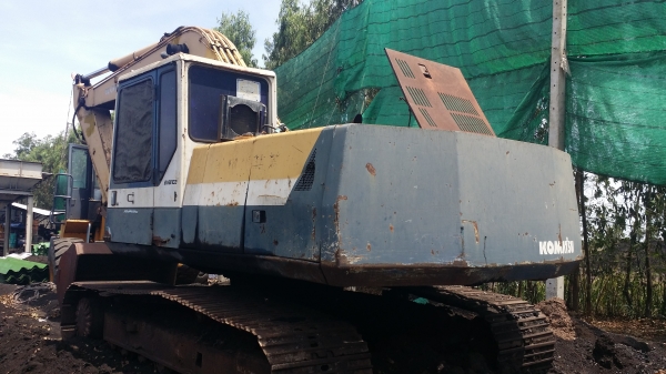 ขายอะใหล่ด่วน ขายเป็นอะใหล่ KOMATSU PC200-5