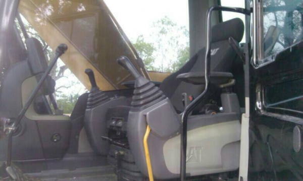 Cat 320 D GC  สภาพ 4000 ชั่วโมง สวยกริบ