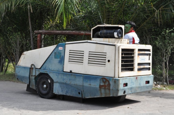 ขายรถ กวาด ขัด ดูดฝุ่นTENNENT สภาพสวยเดิม หาอยู่รับรองไม่ผิดหวัง 145,000เท่านั้น