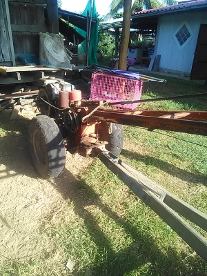 รถไถนาเดินตาม