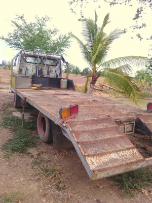 ขอขายรถเทเลอร์6ล้อฮีโน100 เครื่องอีคิว100 สภาพพร้อมทำงานคับ ขอขายรถเทเลอร์6ล้อฮีโน100 เครื่องอีคิว100 สภาพพร้อมทำงานคับ