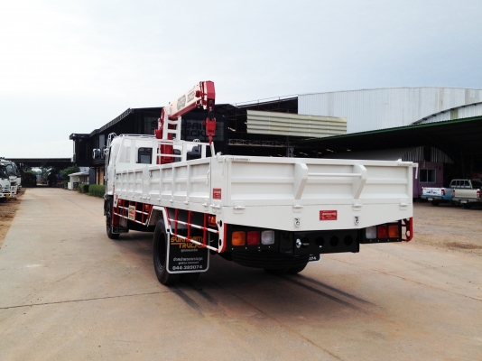 สั่งได้ รถห้างปี 50 ติดเครน HINO MEGA เครื่อง JO8C 212 แรงม้า กระบะคาร์โก้ แผงข้างสูง 60 ซม กว้าง 2.45 เมตร พร้อมเหล็กรางรถไฟท้ายกระบะ 6.20 เมตร ช่วงเครน 1 เมตร ติดตั้งเครน 3-5 ตัน ยี่ห้อ UNIC หรือ TADANO ยาง 900