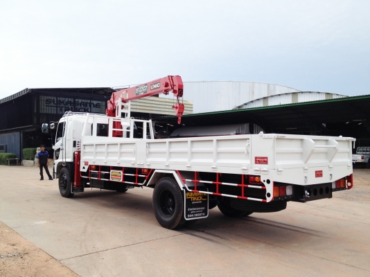 สั่งได้ รถห้างปี 50 ติดเครน HINO MEGA เครื่อง JO8C 212 แรงม้า กระบะคาร์โก้ แผงข้างสูง 60 ซม กว้าง 2.45 เมตร พร้อมเหล็กรางรถไฟท้ายกระบะ 6.20 เมตร ช่วงเครน 1 เมตร ติดตั้งเครน 3-5 ตัน ยี่ห้อ UNIC หรือ TADANO ยาง 900