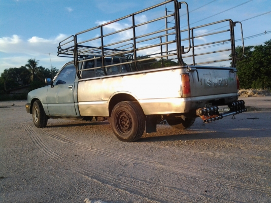 อีซุซุkbเครื่อง2500มังกรทองกะบะแสตนเลสพวงมาลัยเพาเวอร์69000