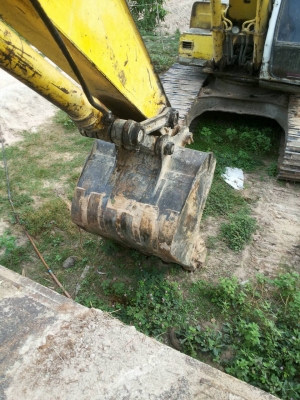 ขายรถแบคโฮ  ซุมิตโตโม่  SH  200-3