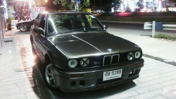 E30 ถูกสุดๆสามโลก สีเนียนๆ ทบ เต็มพร้อมโอน