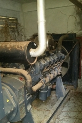 เครื่องปั่นไฟสแตนฟอดร์ 160 kvaสภาพเดิมๆครับเป็นของสแตนฟอดร์ ขนาด 160 kva ครับ  เครื่องดีพร้อมใช้ครับ  สนใจสอบถามราคาคุยกันได้ครับ