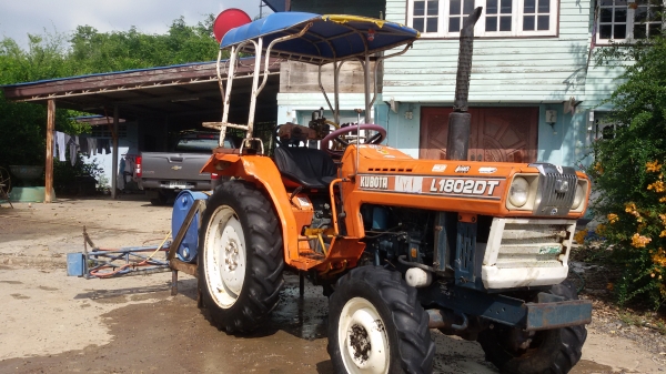 ขายคูโบต้า- 1802D Tสองเพลาสภาพสวยเดิม ใช้เข้ารอ่งออ้ยสบาย