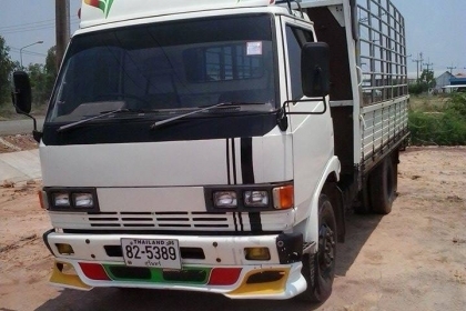 ขาย6ล้อ ยาว5เมตร HINO FB113 เครื่อง WO4D เครื่องดี แคชซีสวย ยางดี ภายในสวย สภาพพร้อมใช้งาน เอกสารพร้อมโอน สนใจโทร 090-8588220คุณนะ 093-3258446คุณบิว ID:narong498 หรือ www.truck.in.th/498 หรือเพจFacebook ณรงค์ ซื้อขายรถมือสอง (เว็บไซต์ส่วนตัว)